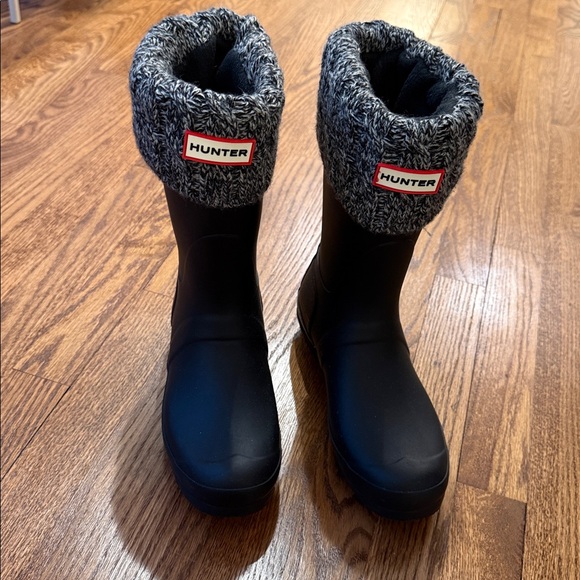Hunter Women’s Original Short Boots + 2 pairs Boots Socks - Picture 2 of 12